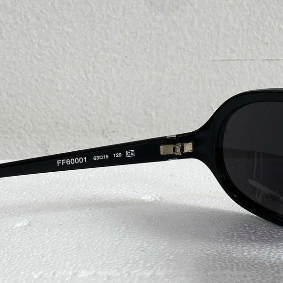 GIANFRANCO FERRE SUNGLASSES Y2K - Picture 14 of 15